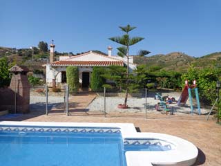 Vakantie met kinderen kindvriendelijk vakantiehuis zwembad in Andalusie, zuid Spanje - Finca Alberto